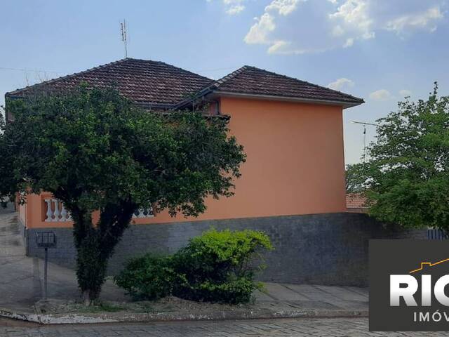 Casa para Venda em Piraju - 2