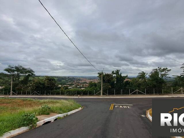 Terreno para Venda em Piraju - 2