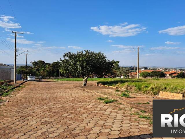 Terreno para Venda em Piraju - 3