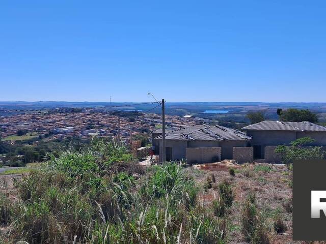 Terreno para Venda em Piraju - 2